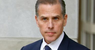 Stire din Actualitate : Hunter Biden a pledat vinovat pentru fraudă fiscală şi evită un proces