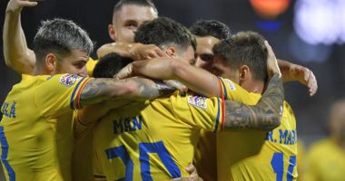 Stire din Sport : După victoria din Kosovo, tricolorii înfruntă Lituania. Lucescu: „Trebuie să fim atenţi în continuare”