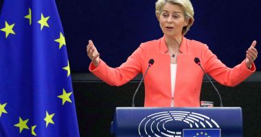 Stire din Actualitate : Ursula von der Leyen amână pentru săptămâna viitoare prezentarea noii sale echipe de comisari
