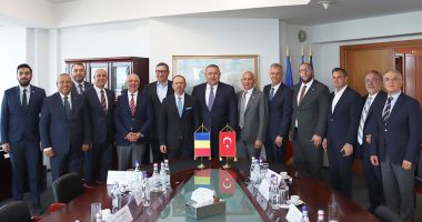 Oportunităţi de afaceri pentru firmele constănţene, la Forumul România - Turcia