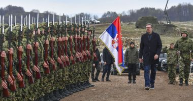 Stire din Actualitate : Preşedintele Serbiei vrea reintroducerea serviciului militar obligatoriu
