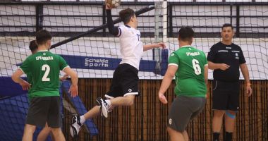 Stire din Sport : Handbaliştii juniori, start ca din puşcă în noua ediţie a Campionatului Naţional