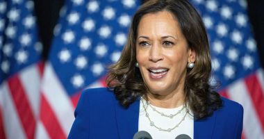 Stire din Actualitate : Sondaj: Avansul Kamalei Harris faţă de Donald Trump, în creştere