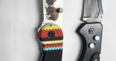 Câte pachete de droguri încap într-o borsetă. Descoperirea jandarmilor, pe strada Biruinței - 3