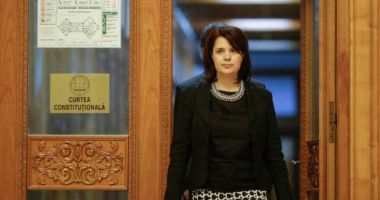 Stire din Eveniment : A încetat din viaţă deputata Simona-Maya Teodoroiu, fostă judecătoare CCR