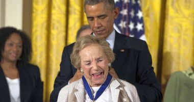 Stire din Actualitate : Ethel Kennedy, văduva lui Robert F. Kennedy, a încetat din viaţă la vârsta de 96 de ani