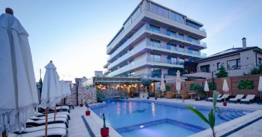 Stire din Economie : Hotelul Almar Luxury din Mamaia Nord, scos la vânzare pentru 4,5 milioane de euro