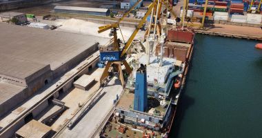Stire din Economie : Trans-Oil achiziţionează Terminalul Frial din Portul Constanţa. Urmează investiţii majore