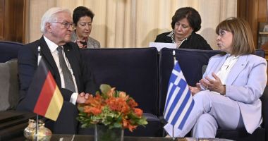 Stire din Actualitate : Preşedintele Germaniei s-a confruntat la Atena cu o nouă cerere de despăgubiri formulată de Grecia