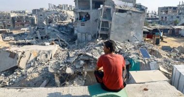 Stire din Actualitate : Şeful diplomaţiei franceze se deplasează în Israel pentru a cere un armistiţiu în Gaza
