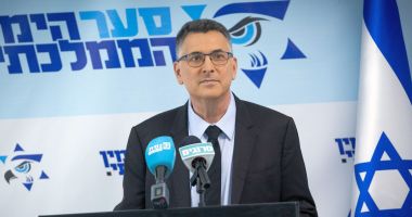 Stire din Actualitate : Gideon Saar, fost rival al lui Netanyahu, numit ministru de externe al Israelului