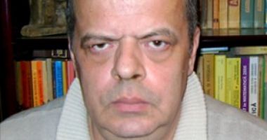 Educaţia constănţeană a pierdut un profesor de matematică de excepţie. Drum lin, Marius Cavachi! - 2