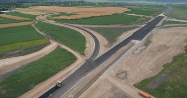 Stire din Economie : Bursă, infrastructură rutieră, agricultură. INFO economic