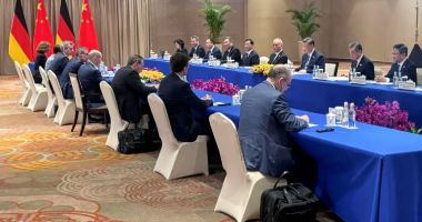 Stire din Actualitate : Xi Jinping pledează pentru legături strategice între China şi Germania la întâlnirea cu Olaf Scholz