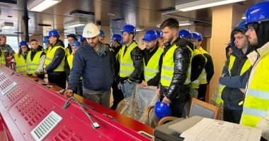Stire din Economie : Şantierul Naval Constanţa, vizitat de 40 de studenţi ai Universităţii Maritime