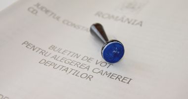 Stire din Politică-Administrație : Alegeri parlamentare. Vineri, ultima zi de campanie electorală; votarea în străinătate începe sâmbătă