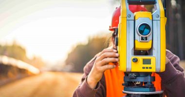 Stire din Economie : Peste 6.000 de proprietăţi din comuna Deleni, înregistrate în evidenţele de cadastru şi carte funciară