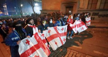 Stire din Actualitate : Kremlinul consideră că protestele din Georgia oferă indicii ale unei tentative de revoluţie de tip ucrainean