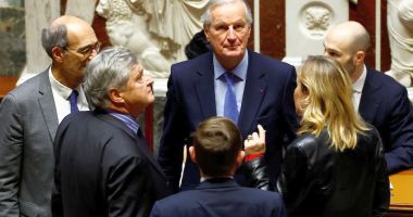 Stire din Actualitate : Franţa intră în criză politică, după răsturnarea guvernului Barnier în parlament