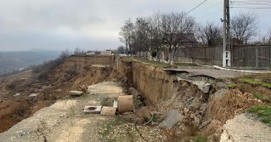 Stire din Economie : Canale Navigabile: Indicatorii tehnico-economici pentru reabilitarea taluzului afectat din zona Cumpăna, reaprobaţi
