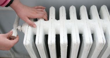 Stire din Social : Termoficare: O zonă din Constanţa a rămas fără căldură şi fără apă caldă, din cauza unei avarii