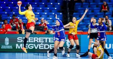 Stire din Sport : România, învinsă la cinci goluri diferenţă de Franţa, la Campionatul European de handbal feminin