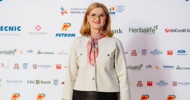 Stire din Sport : Elisabeta Lipă: „Plecarea lui Antonio Colamonici nu e o pierdere, dar modul în care a plecat e urât”