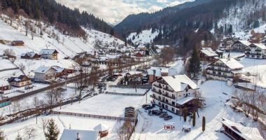 Stire din Economie : Eliminarea voucherelor de vacanţă, o măsură aberantă, cu consecinţe catastrofale!