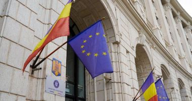 Stire din Economie : Ministerul Finanţelor a atras vineri 90 de milioane de lei de la bănci, suplimentar la licitaţiile de joi