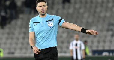 Stire din Sport : Marian Barbu va arbitra partida RFS - Ajax Amsterdam, din Europa League