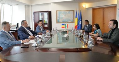 Stire din Economie : Mihai Daraban: „România şi India trebuie să continue colaborarea în sectoare economice cu potenţial mare de dezvoltare”