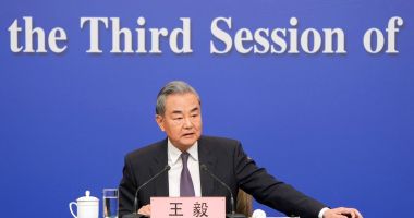Stire din Actualitate : Ministrul de externe Wang Yi: „China îşi doreşte o relaţie bună cu UE”