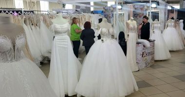 Stire din Economie : Căsătorii de probă şi tombolă cu premii surpriză, la Târgul de Nunţi 2025