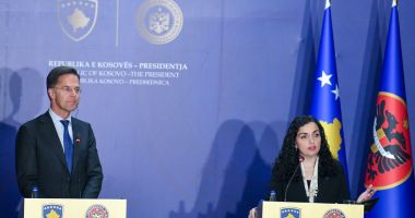 Stire din Actualitate : Secretarul general al NATO cere Kosovo şi Serbiei să-şi intensifice dialogul şi să-şi normalizeze relaţiile