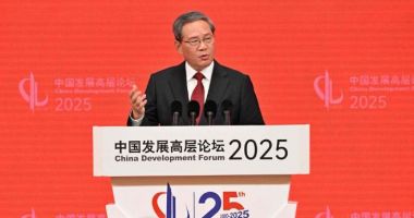 Stire din Actualitate : Premierul Li Qiang: „China intenţionează să rămână pe calea globalizării”