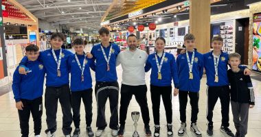 Stire din Sport : Sportivii de la CS Marina, evoluţii excelente la Europenele de Ju-Jitsu. România - pe primul loc în clasamentul pe naţiuni!