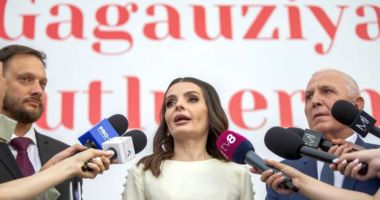 Stire din Actualitate : Başcana prorusă Evghenia Guţul îi cere lui Vladimir Putin să sprijine statutul special al Găgăuziei