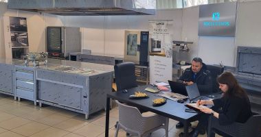 Stire din Economie : Firmele din domeniul HoReCa, invitate la conferinţele din cadrul Târgului Interio