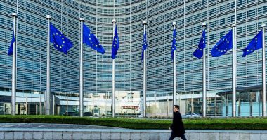 Stire din Actualitate : Comisia Europeană a lansat licitaţia pentru crearea Reţelei Europene de Verificatori de Fapte