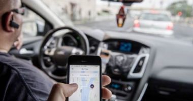 Stire din Economie : ANAF: Prejudiciu de 2,5 milioane de lei, identificat la două societăţi de transport alternativ de persoane