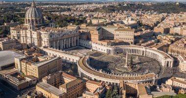 Stire din Actualitate : Vatican, anunţ oficial: Conclavul pentru alegerea noului papă va începe pe 7 mai