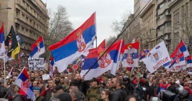Stire din Actualitate : CEDO somează Serbia să nu folosească arme sonore împotriva manifestanţilor