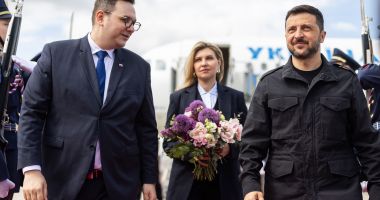 Stire din Actualitate : Zelenski cere aliaţilor să exercite presiuni asupra Moscovei pentru a pune în aplicare o încetare a focului