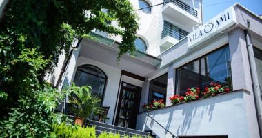 Stire din Economie : Hotelul Ami din Constanţa, scos la vânzare pentru 1,5 milioane de euro