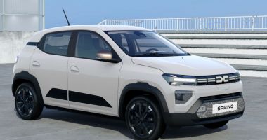 Stire din Economie : Banking, înmatriculări auto, energie. INFO economic