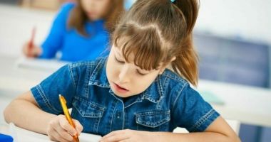 Stire din Cultură-Educație : Începe Evaluarea Naţională la clasa a II-a. Marţi, 13 mai, prima probă