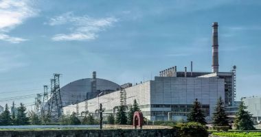 Stire din Actualitate : Franţa promite 10 milioane de euro pentru repararea sarcofagului de la Cernobîl