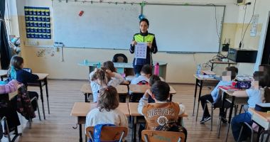 Stire din Eveniment : Cei mici au învățat despre prevenirea și combaterea bullying-ului în școli