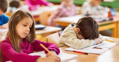 Stire din Cultură-Educație : Vineri, începe a doua etapă de înscriere în învăţământul primar