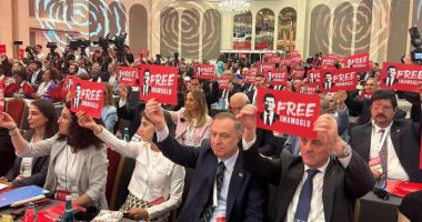 Stire din Actualitate : Internaţionala Socialistă cere eliberarea primarului din Istanbul